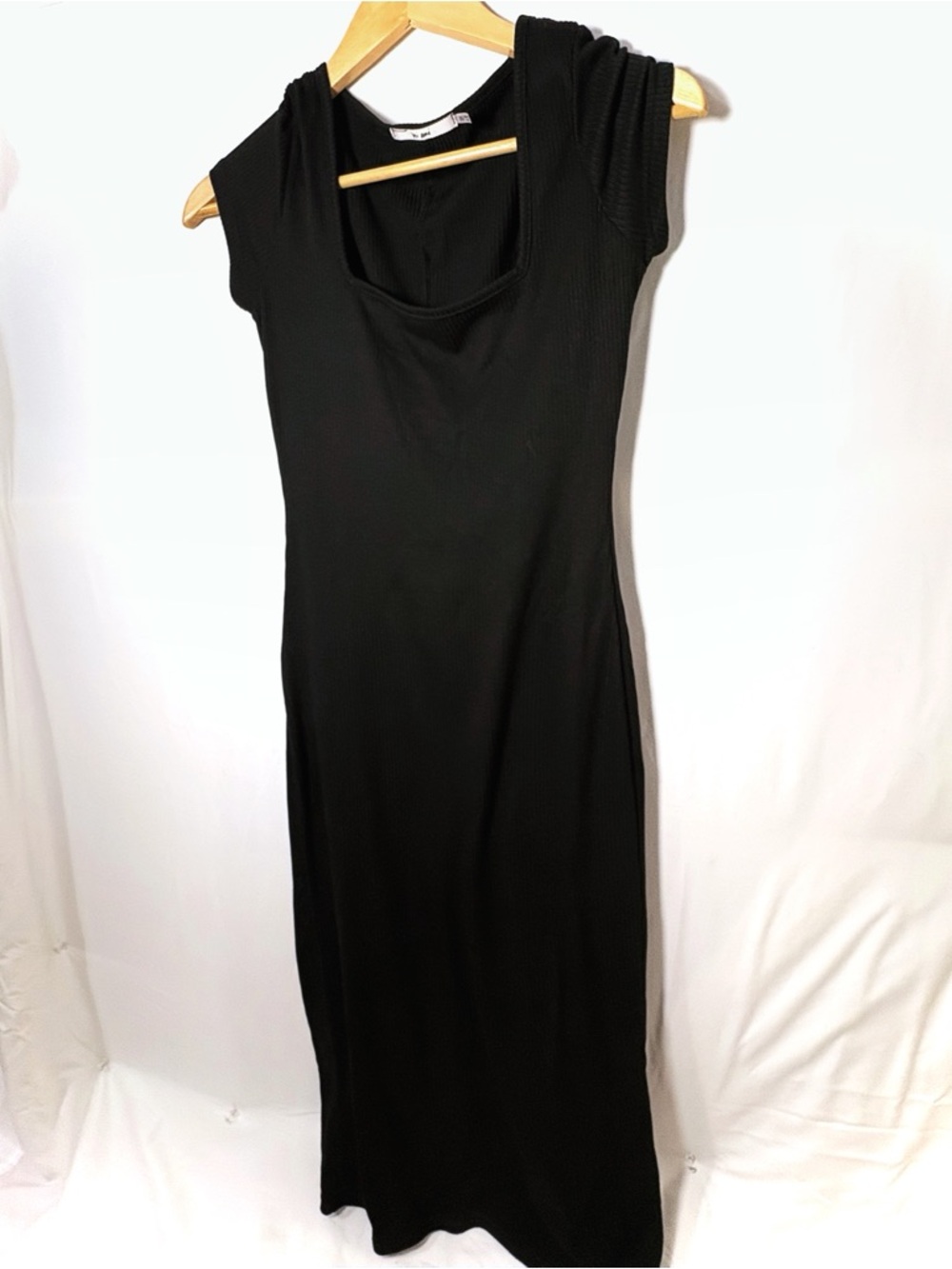 Mi Amore Black Ribbed Maxi Dress